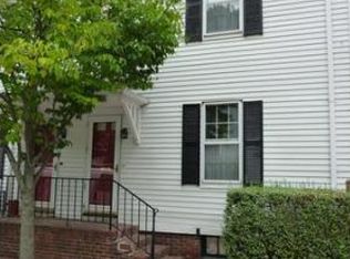 22 Sparks St, Cambridge, MA 02138