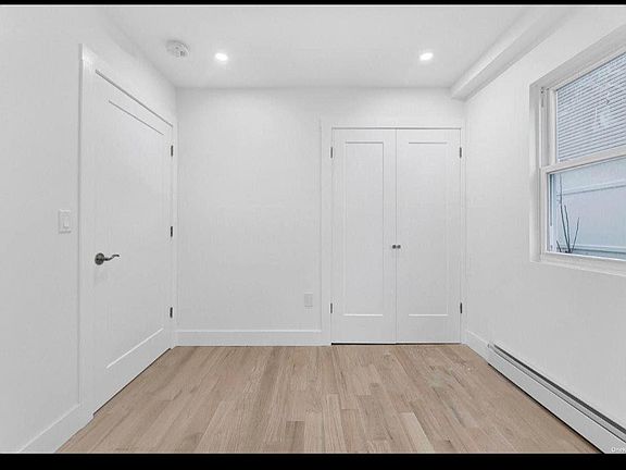 2nd image of 3552 McOwen Ave #2
