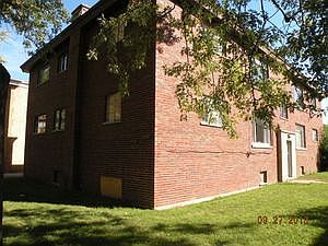 1st image of 755 Linden Ave #202