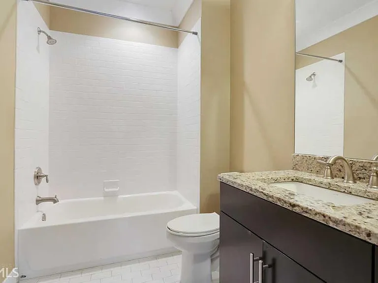255 Southerland Ter NE #104 — Photo 31