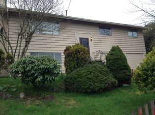 12037 70th Pl S, Seattle, WA 98178