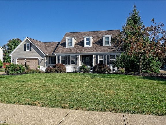 2nd image of 3409 Hanover Dr