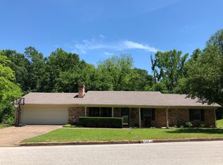 1509 Peterson Ln, Henderson, TX 75654