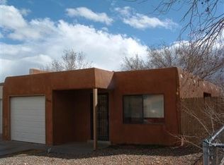 6052 Landry Ave NW, Albuquerque, NM 87120