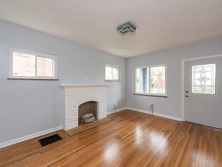 5273 Ponce Ln — Photo 7