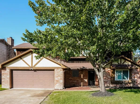 11918 Cottonwood Ln, Cypress, TX 77429