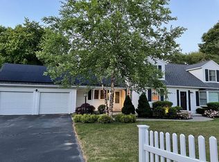 95 Greenwood Rd, Andover, MA 01810