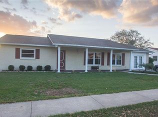 6153 17th St, Zephyrhills, FL 33542