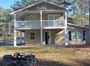 4044 Lake Carlton Rd, Loganville, GA 30052