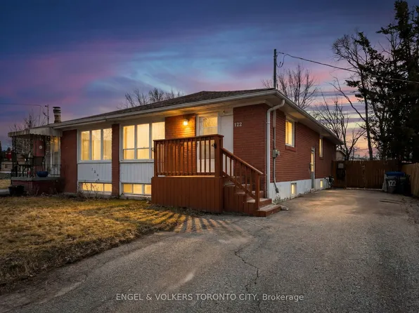 122 Septonne Ave, Newmarket, ON L3Y 2W3