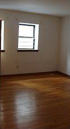 2nd image of 1500 Lombard St