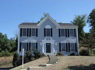 3046 Willowbrook Dr, Bridgeville, PA