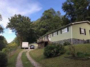 2854 221 Hwy, Pineville, KY 40977
