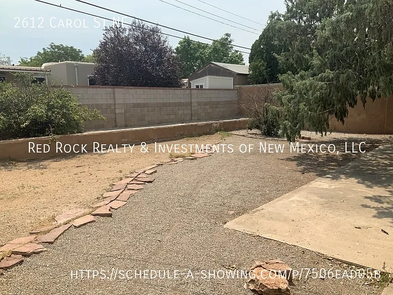 2612 Carol St NE — Photo 21