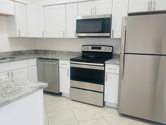 5th image of 5608 E 26th St #3