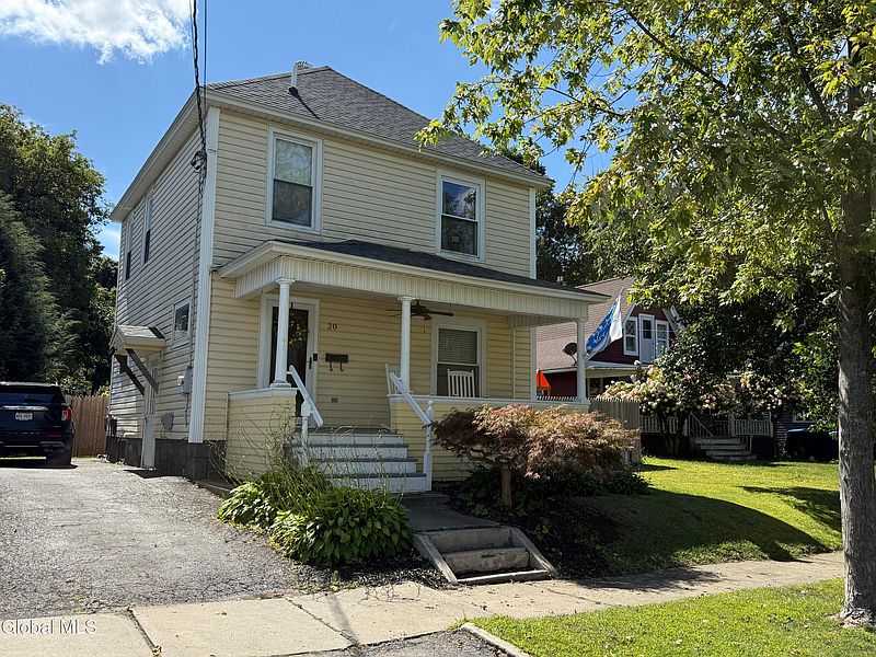 2nd image of 20 North Boulevard
