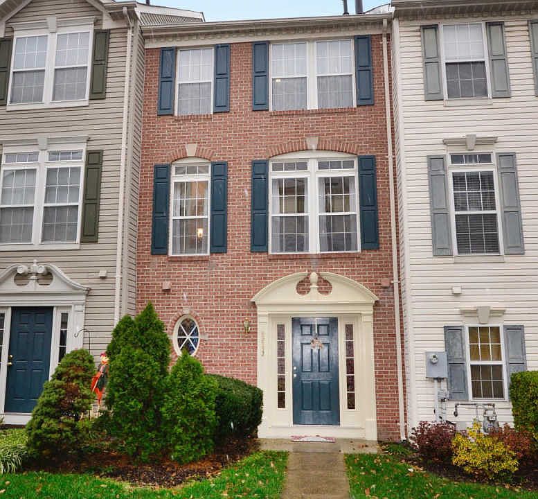 1st image of 5853 Pearson Ln