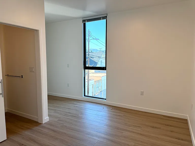 4575 Santa Monica Blvd #304 — Photo 9