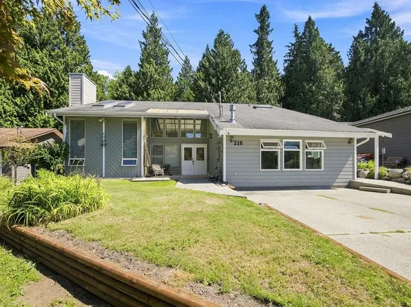 216 Grandview Heights Rd, Sunshine Coast, BC V0N 1V3