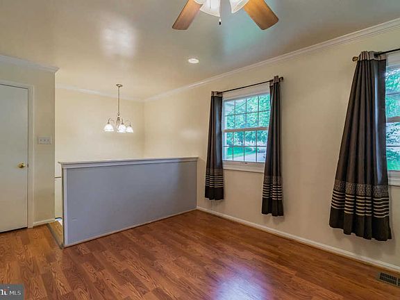 4th image of 13727 Lynhurst Dr