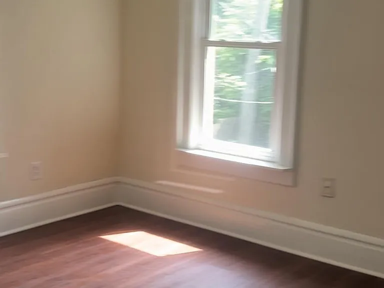 2380 Indiana Ave — Photo 10