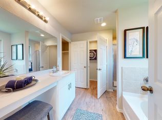 655 Jemison Trails Dr, Jemison, AL 35085