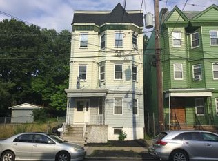 120 S 12th St #1, Newark, NJ 07107