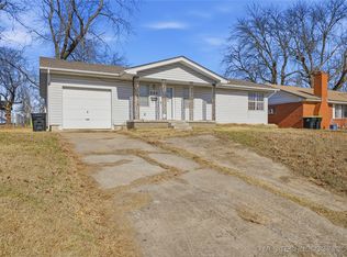 820 Charles Dr, Ada, OK 74820