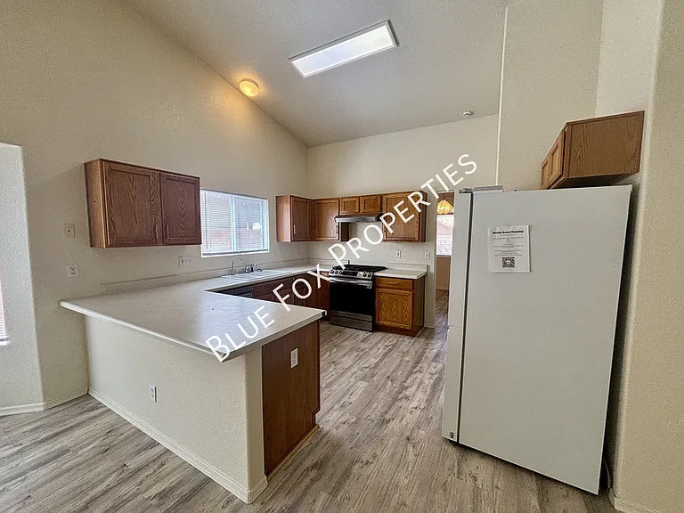 9712 E Paseo Juan Tabo — Photo 5
