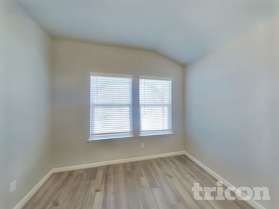 4th image of 5503 Shasta Pl