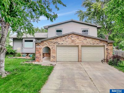 2400 S Canterbury Ln, Lincoln, NE, 68512