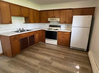 2653 Harvey St UNIT 8, Charles City, IA 50616