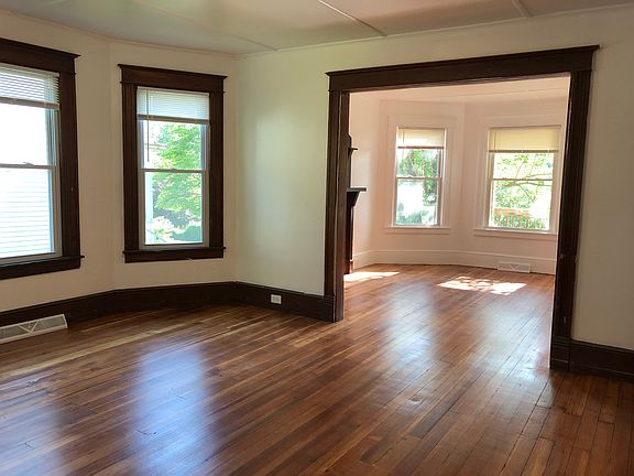2nd image of 30 Buckingham Ave #1