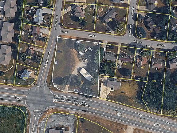4th image of 801 Tiny Town Rd