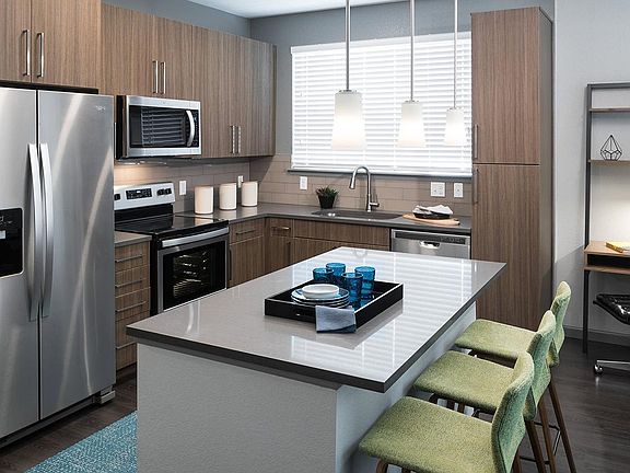 2nd image of 2251 Glenarm Pl #4