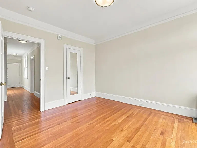 2255 Lake St #9 — Photo 13