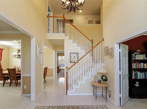 2nd image of 2400 Elm Leaf Ln