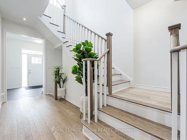 33 Bremner St #MAIN — Photo 25