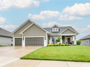 5876 McCormick Dr, Shawnee, KS 66226