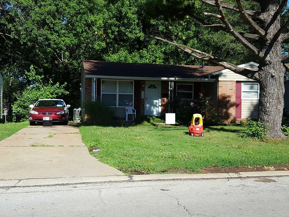 1st image of 10229 Royal Dr