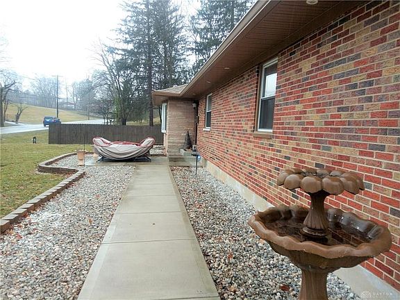 3rd image of 5905 Philadelphia Dr