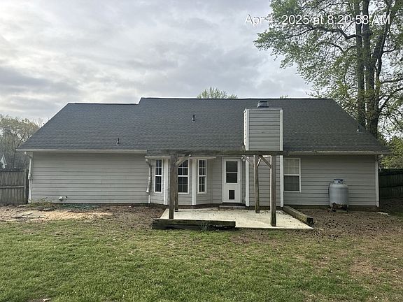 2nd image of 106 Dolores Ct