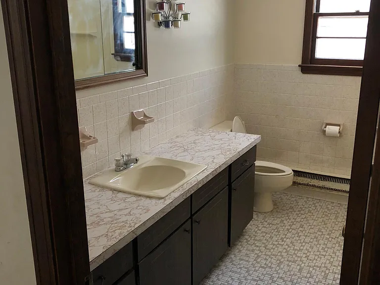 129 Wedgewood Dr #2 — Photo 5