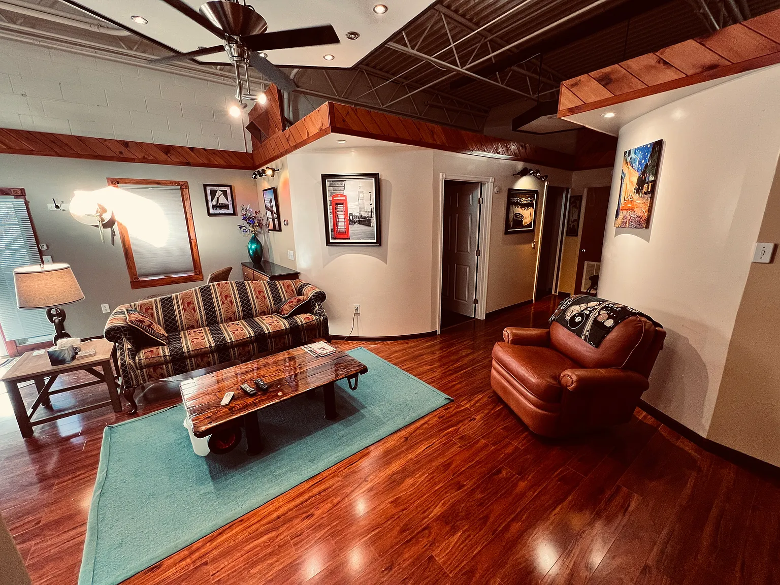 2 bed, 1200 sqft, $1,850 — Photo 4