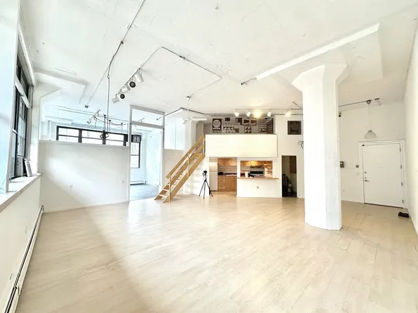 1 Fitchburg St APT B158, Somerville, MA 02143