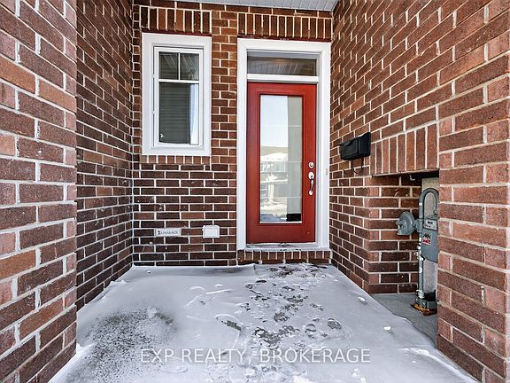 2nd image of 1093 Horizon Dr