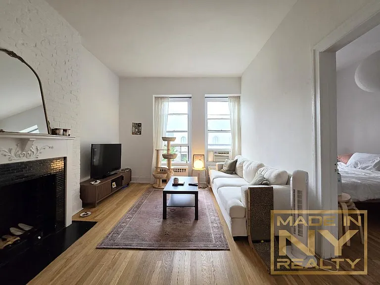 7 E 93rd St #5A — Photo 1