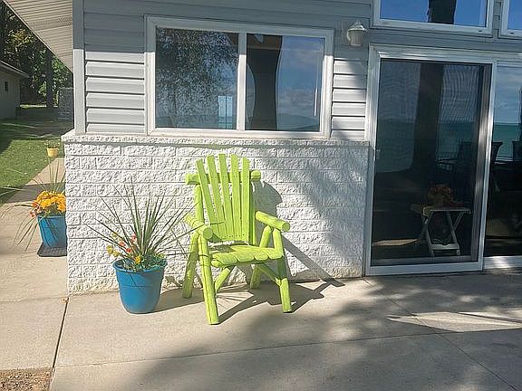 2nd image of 2426 Northeast Dr