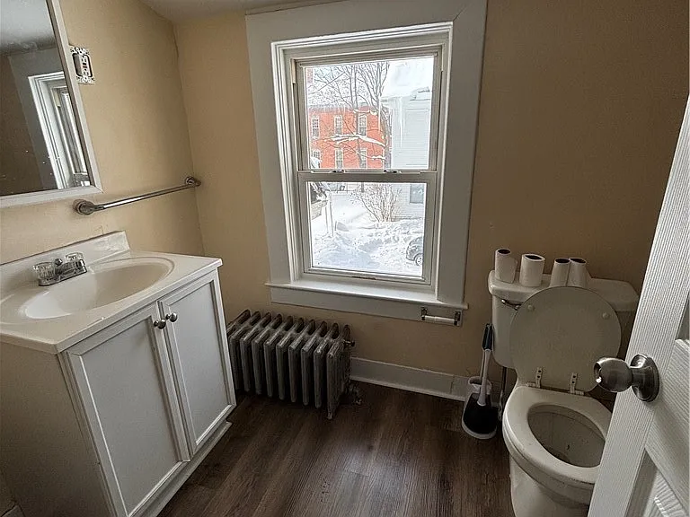 309 Mullin St — Photo 7