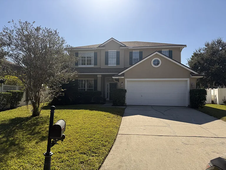 12242 Hawkstowe Ln — Photo 2